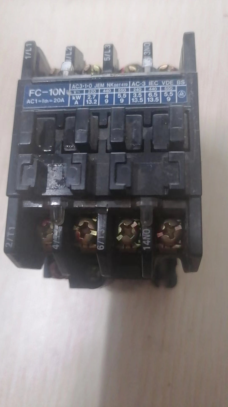Used Matsushita FC-10N, 3P+1A ,AC 200V ,COIL BMFT6104 CONTACTOR.WORKING