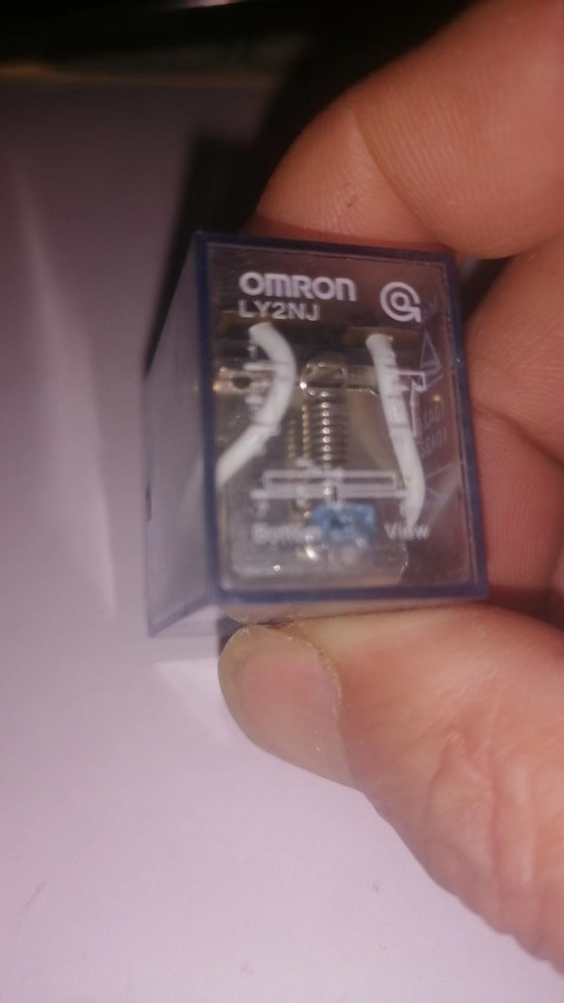 NEW Omron LY2NJ Gereral Purpose Relay. IEC255 .10A 250V .24VDC Coil 8PIN