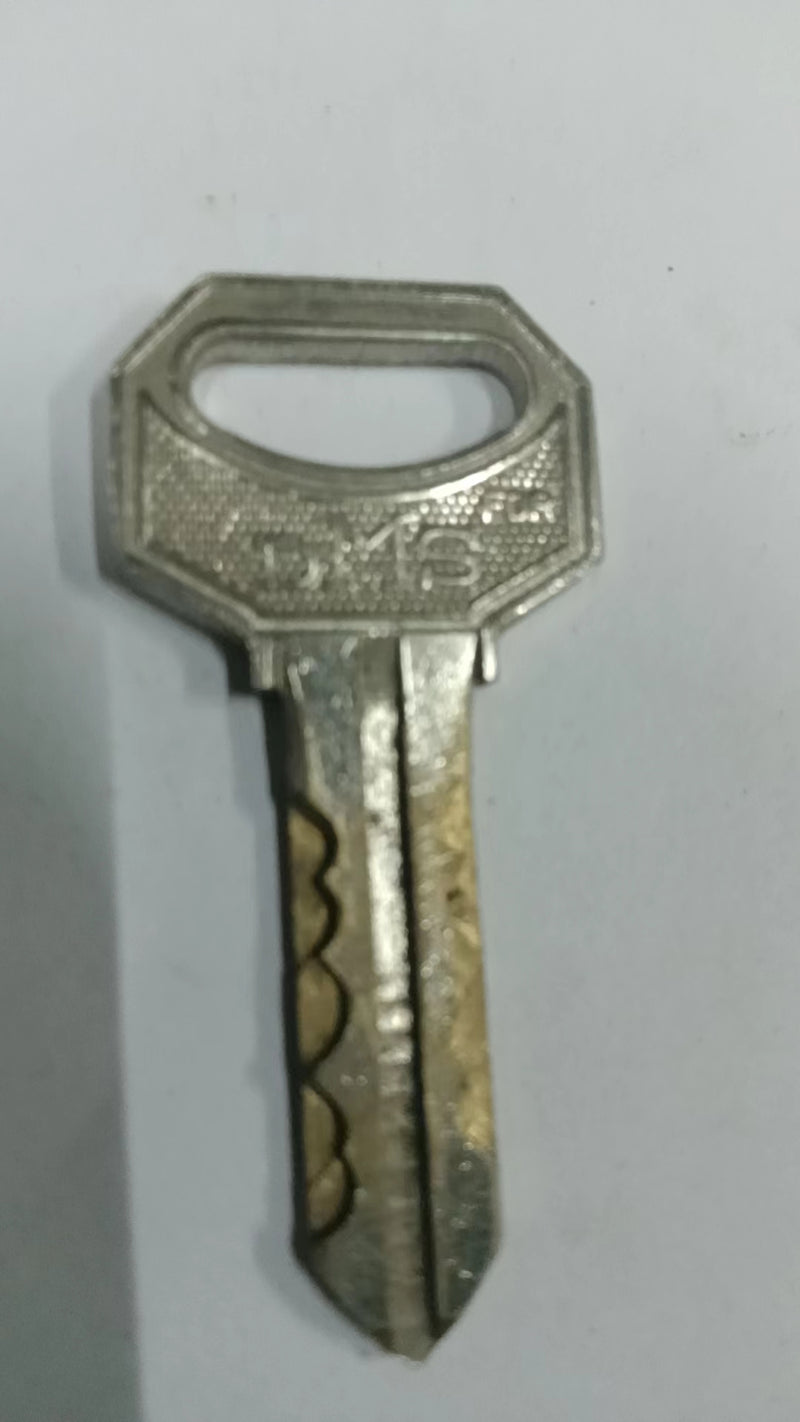 SLOT MACHINE KEY.