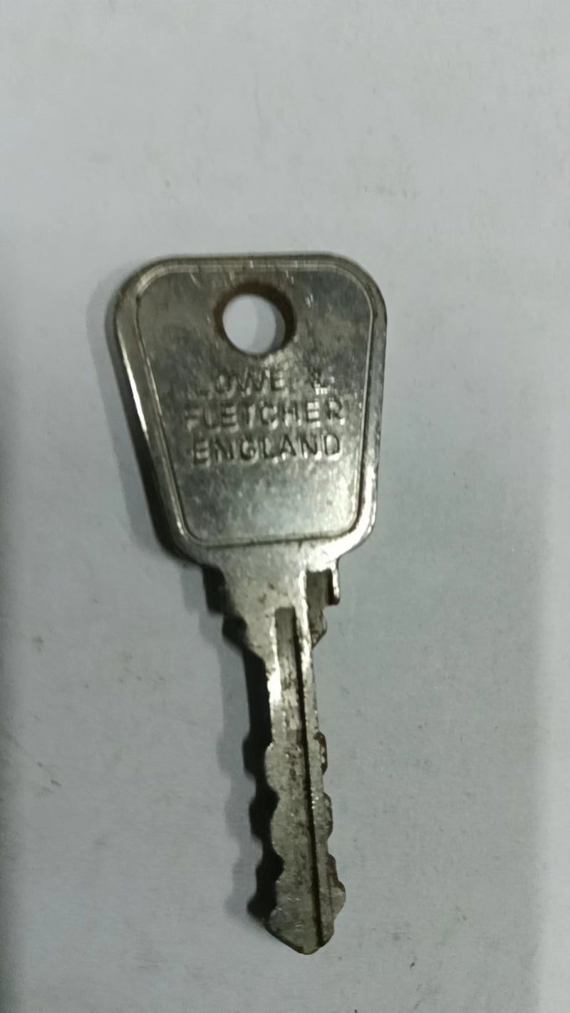 SLOT MACHINE KEY