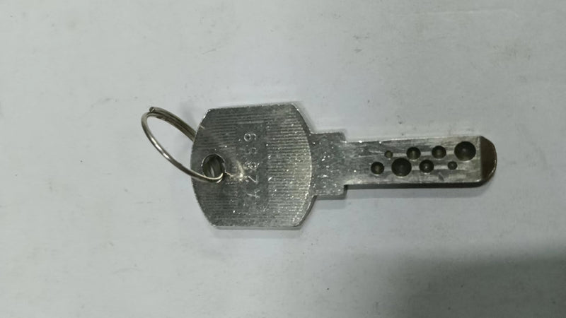 SLOT MACHINE KEY