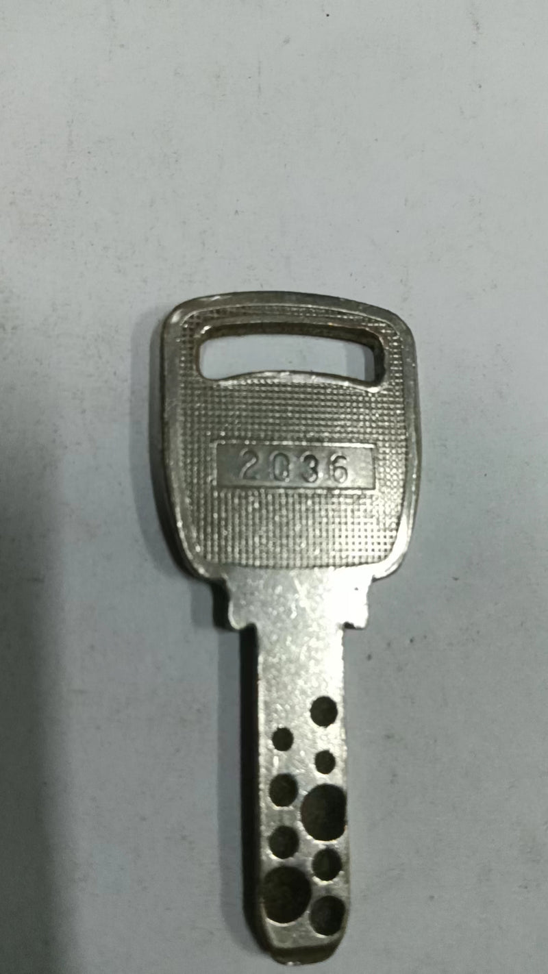 SLOT MACHINE KEY