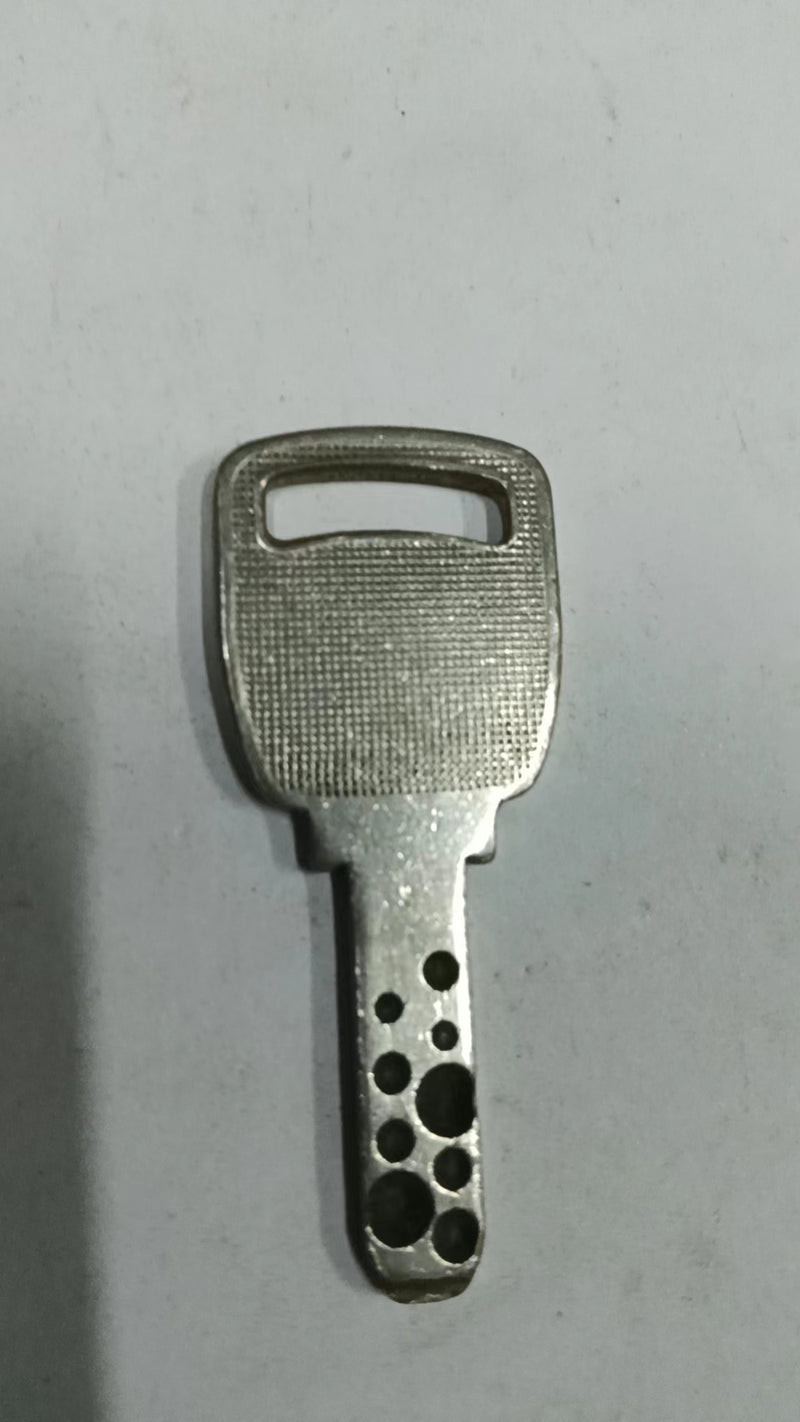 SLOT MACHINE KEY