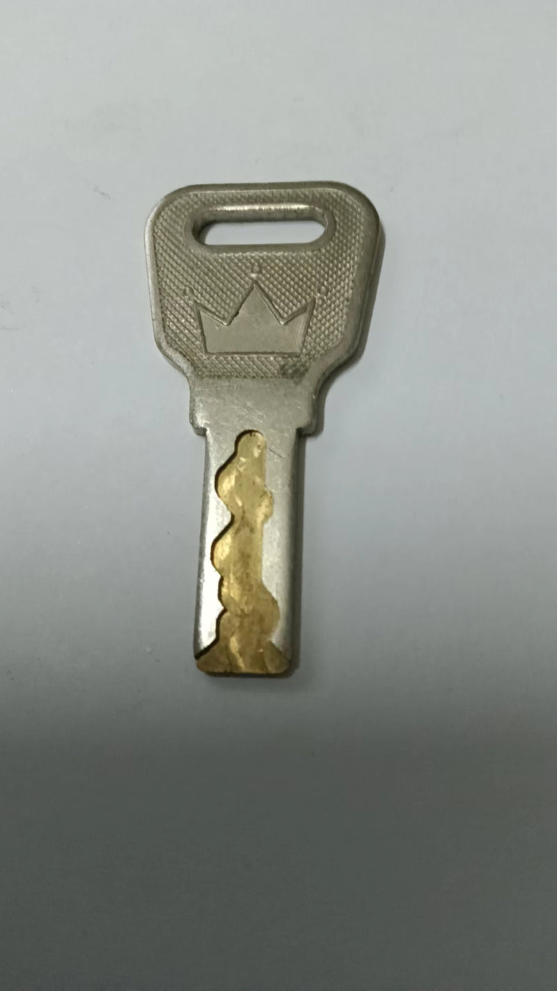 SLOT MACHINE KEY