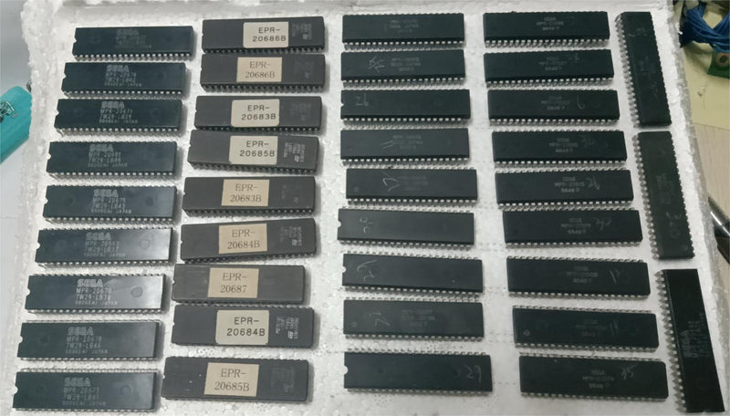 A LOT 39 SEGA CHIPS. USED WORKING