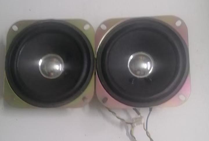 A pair ARCADE 4"  speakers 8 OHM 10W  working