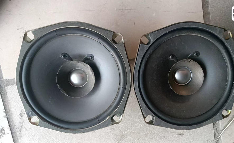 A pair ARCADE  speakers AW130G51-3 working