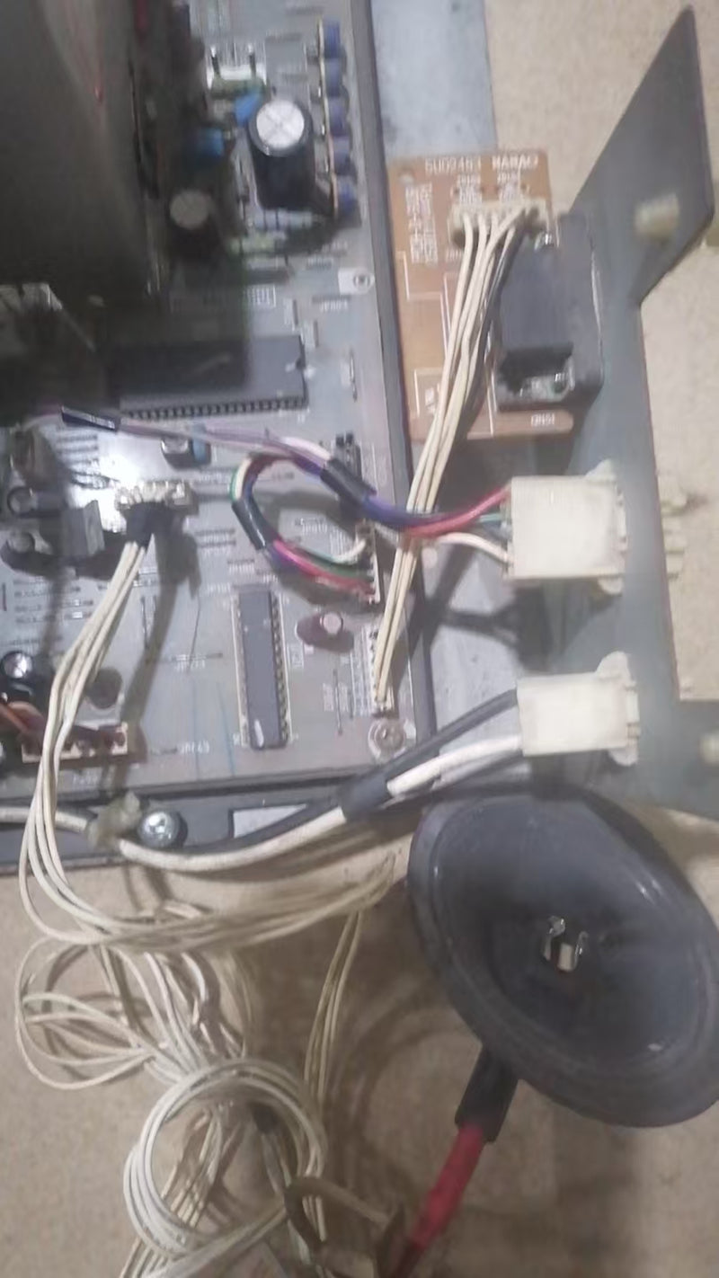 Toshiba  chassis  PE 0493  WORKING